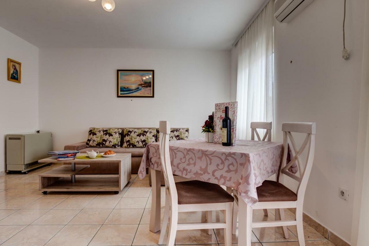 Quiet Getaway Apartment